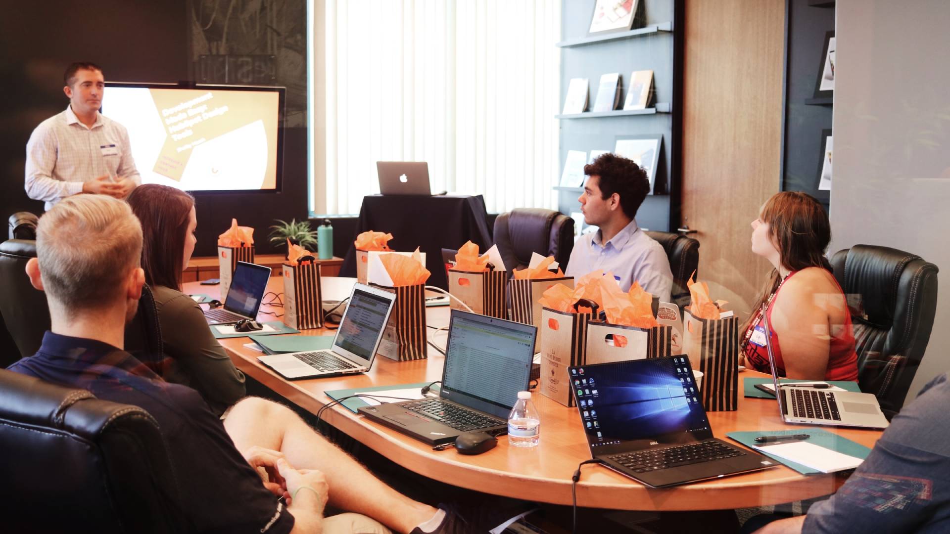 Scopri di più sull'articolo Our Vision to Grow your business Mangement
